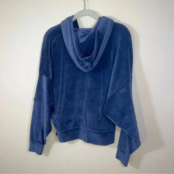 American Eagle Velvet Hoodie Drop Shoulder Oversize Size Small - Picture 3 of 4